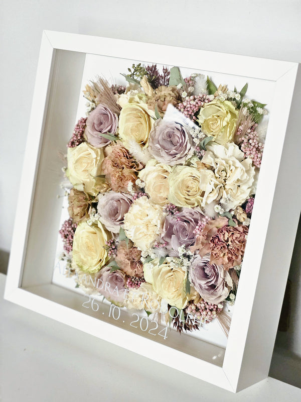 Cadre de fleurs préservées - Shadowbox