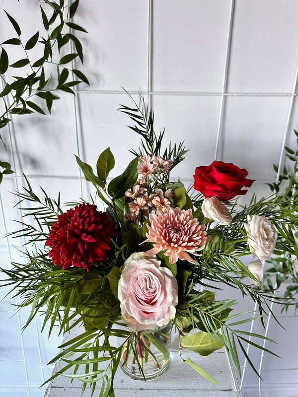 Seasonal bouquet - Valentine's Day special