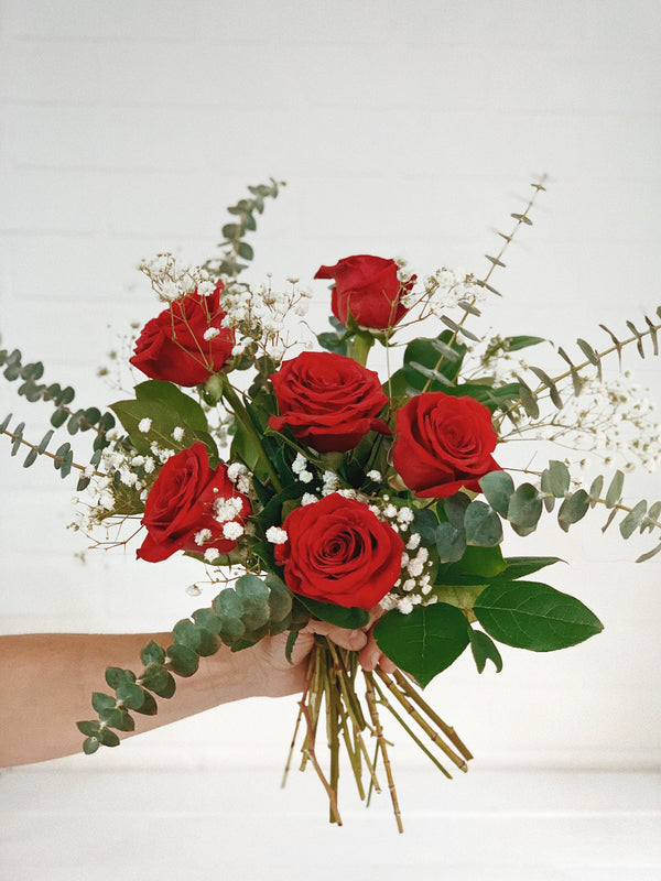 Bouquet of 6 roses