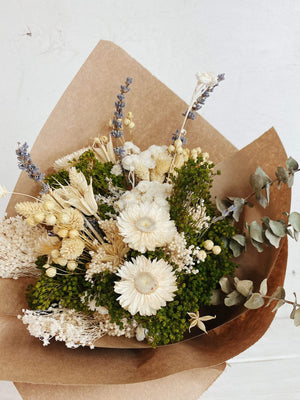 Dry bouquet - white